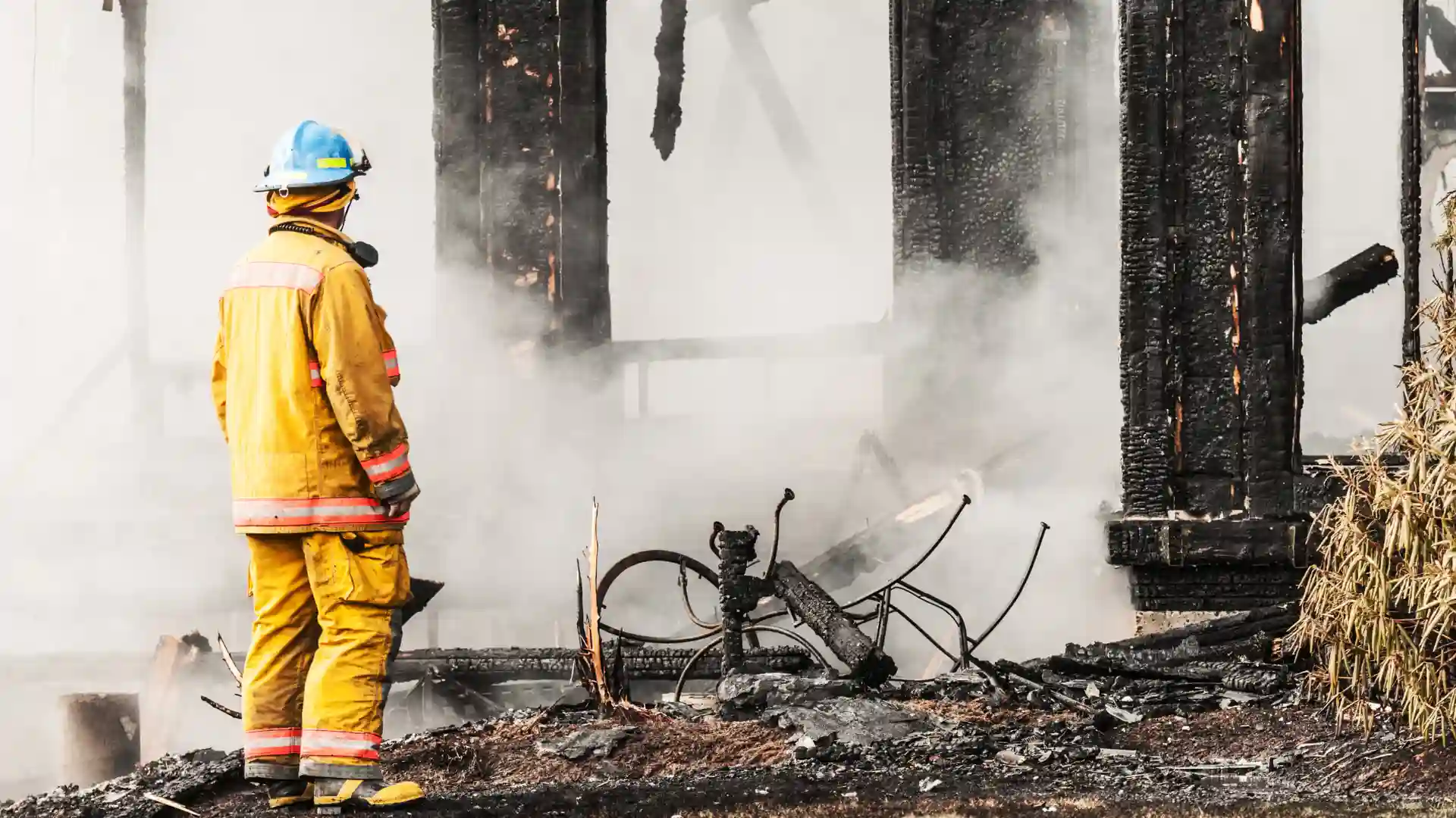 What to Do After a House Fire_ A Step-by-Step Guide image 2